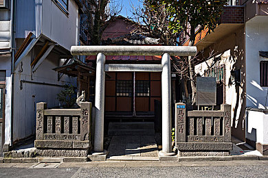 www.18黄：穿越十八层，探寻黄泉奥秘：奇幻冒险之旅启程-1
