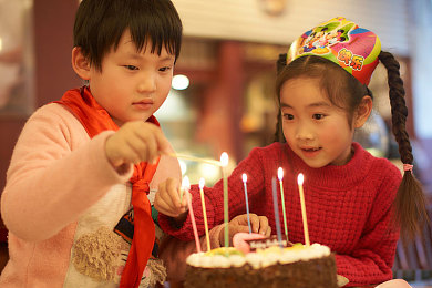 丁香五月婷婷色：探寻春日花海，领略五地赏花胜地，共赴丁香花开盛宴-2