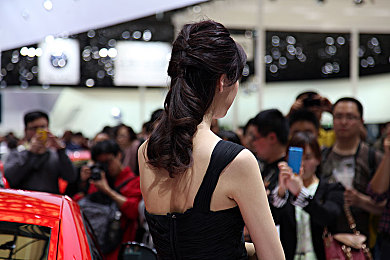 女生差差网站,游戏新天地，女性玩家闪耀舞台
