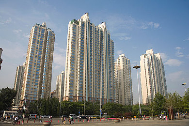 18岁不能下载的软件：揭秘18禁游戏：青少年不宜游戏攻略与评论精选-2