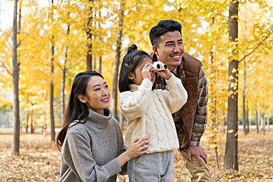 男人的困困放在女人的困困里视频：私密互动引发热议，网络内容审核反思之旅