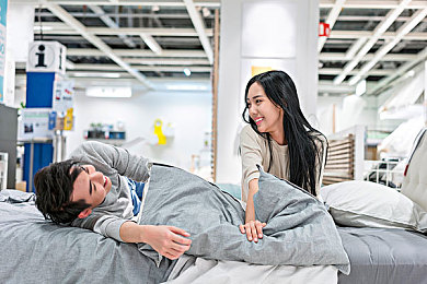 三菜一汤八爪鱼是什么意思：解码网络热语：＂三菜一汤八爪鱼＂背后的文化密码与情感共鸣