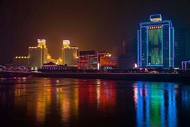 老师让我 她我爽羞羞：快乐课堂，师生互动，探索知识乐趣之旅-1