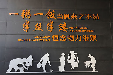 午夜神器18以下不能进,游戏新规引热议，18岁以下禁入午夜神器