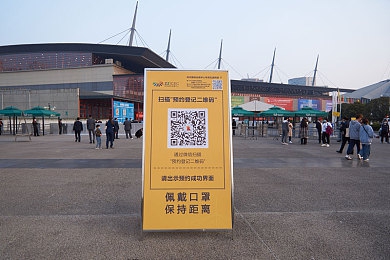 重口浣肠AV熟女浣肠：隐私泄露阴影下，医疗安全亟待加固