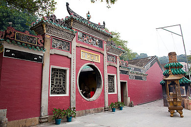 迪丽热巴被操爆：“网络暴力引热议：迪丽热巴勇敢发声，探讨言论自由与隐私权边界”-1