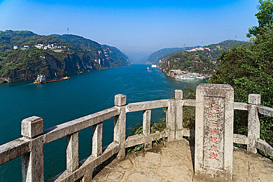 三上悠亚禁忌的爱：禁忌爱情的复杂纠葛与内心挣扎揭秘