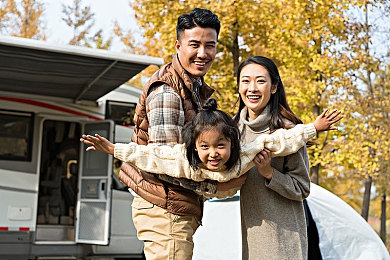 五月丁香六月情：“春意盎然丁香香，传统与现代交融绽放美好情感盛宴”-3
