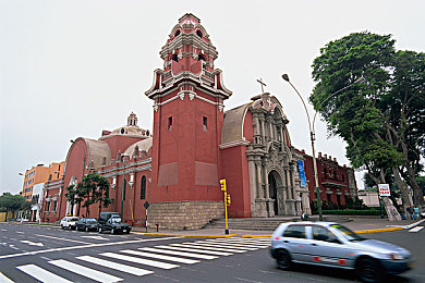 和长辈乱婬h侵犯小男生：悲剧再敲警钟：12岁男孩遭遇性侵，未成年人保护亟待全社会关注