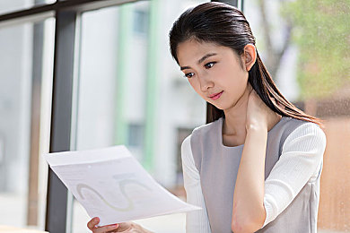 三上悠亚 同居：三上悠亚同居生活模拟：浪漫同居，甜蜜经营，打造专属幸福游戏世界