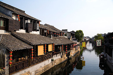 桃子视频：奇幻探险之旅：探寻神秘游戏世界的璀璨宝藏