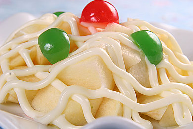棉签加冰块等于牛奶：冰块棉签奇遇记：揭秘变色奇迹，体验生活小确幸-3