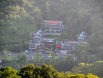 动漫被 脱脱内内打扑克：动漫狂欢扑克战：趣味角色集结欢乐竞技场-3