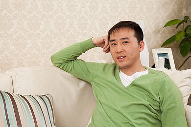 小区少妇半推半就AV：网络奇观：揭秘“半推半就”的社区生活故事-2