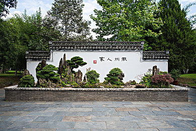 打扑克牌视频又叫又疼下载软件：扑克技巧教学，安全下载警惕风险