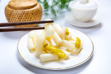 好.色.先.生色版：网络红人争议之旅：道德碰撞与价值反思-5