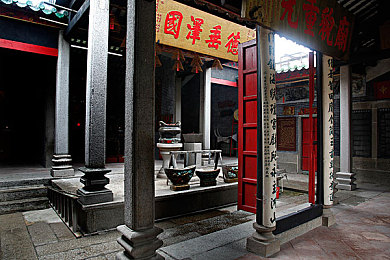 十大免费黄色软件：畅游虚拟乐园，十款免费精品游戏任你选-4