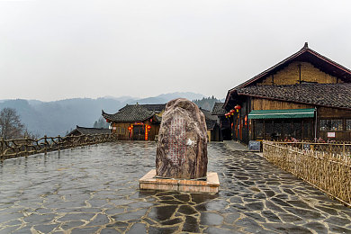 黄色APP下载3.0.3每天无限免费大全OPPO：无限畅玩新境界，每日免费解锁“黄色APP”3.0.3大冒险-2