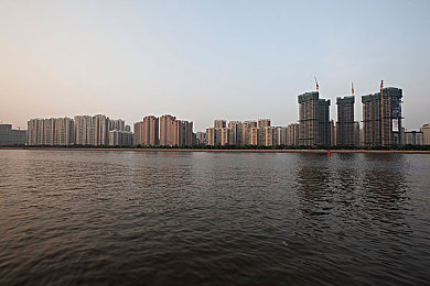 黄色下载网站APP：探秘绿色娱乐天堂：一触即达，畅享海量高清影视资源-4