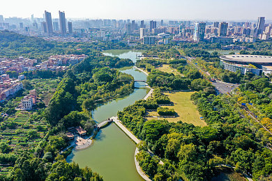 亚洲1234区：“亚洲市场风云录：探索1234区的无限商机”-2