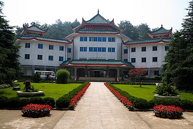美国又租又更：美国“又租又更”商业模式兴起：揭秘企业降本增效新趋势-3