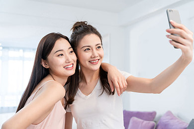 被按摩师按到高潮：按摩意外高潮引热议，行业规范亟待革新-1