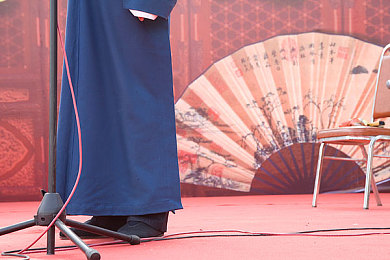 杨敏思版新梅瓶1—5集演员表：新梅瓶传奇，杨敏思与梅瓶情缘引热议-3