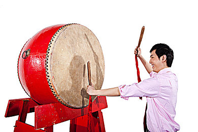 乌鸦传媒：信息时代下的互动媒体新时代探寻-2