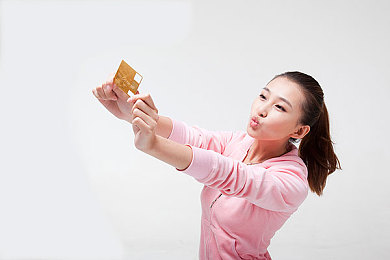 黄色APPOPPO下载：奇幻探险之旅，探索黄色画卷中的秘密宝藏-2