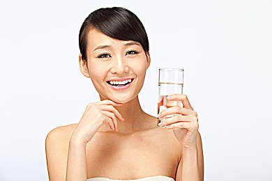 白袜体育生gay自慰：“运动灵魂的私密角落，揭秘体育生生活的快乐源泉”-4
