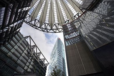免费情侣观看舆情视频软件：隐私争议频发，情侣舆情视频软件走红引发社会关注与反思-4