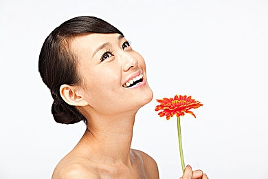 神里绫华被焯出白水原因：神里绫华“焯出白水”引热议：游戏平衡问题待解，玩家体验备受影响-3
