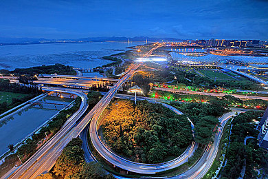 2025狠狠干：梦想征程，勇攀科技巅峰-5