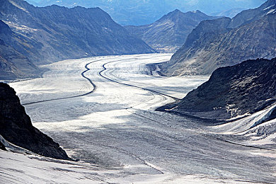 曰本毛水超多：日本某地区毛水激增，化工厂排放与生态环境危机并行-2