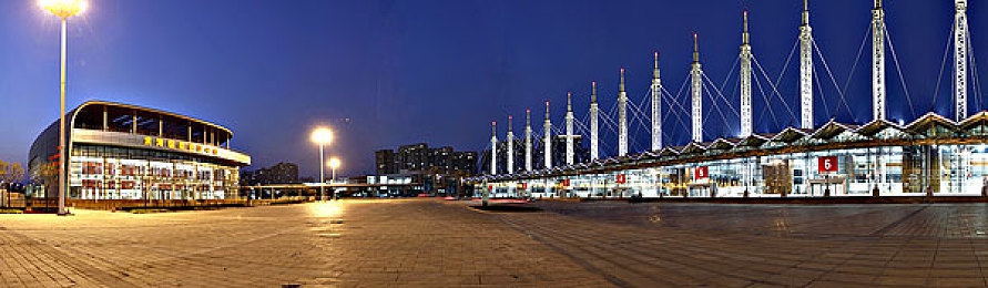 8x8x海外华为永久在线：跨越时空，华为织梦全球无缝互联之旅-2