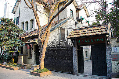 多p混交群体交乱,奇幻冒险新游戏，社交互动乐趣多-1