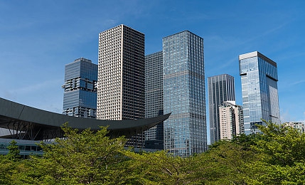 凌华的惩罚模拟器：虚拟审判场，现实反思之旅-2