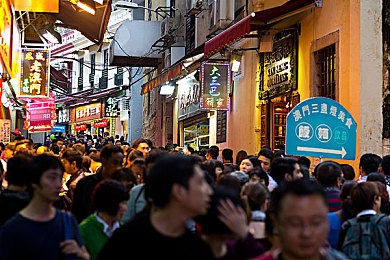 精品久久久久久：“畅享视听盛宴，‘精品久久’陪你快乐时光无限”-5