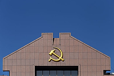 禁止打扑克网站：网络清风行动：守护心灵净土，共筑清朗网络空间-3