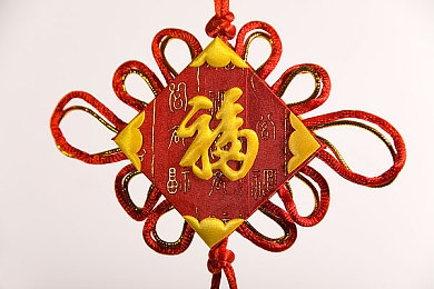 色呦呦最新网站是什么：网络监管大挑战：揭秘“色呦呦”之谜，共建清朗网络空间-3