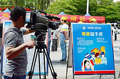 人人射天天干：全民竞技，日日挑战！射击游戏新宠，揭秘如何快速成为射击高手-3